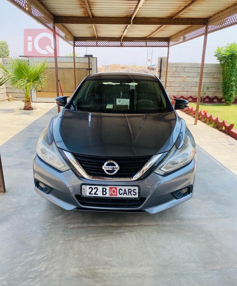 نيسان ألتيما